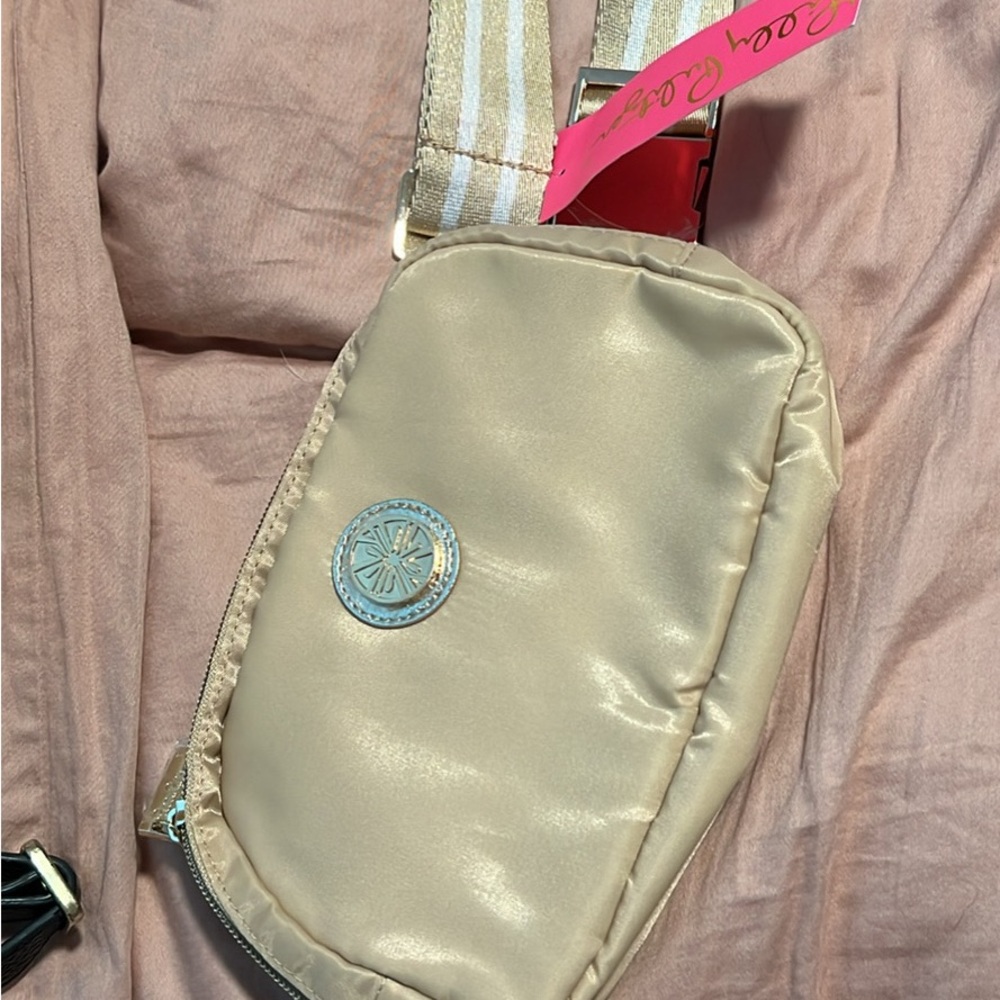 Cross body bag